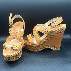 Michael Michael Kors leather wedge sandals size 6